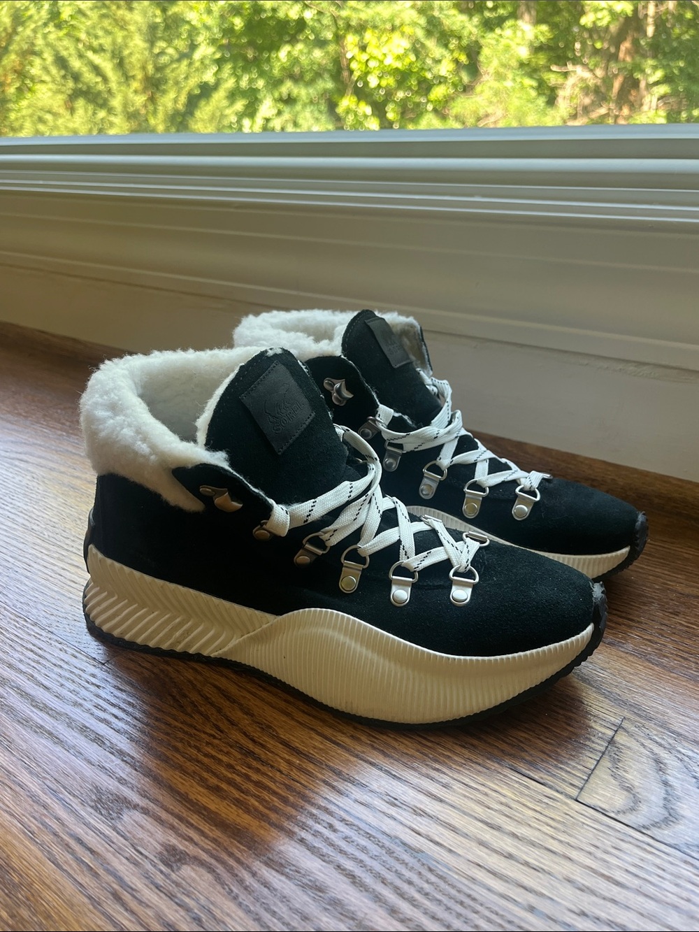 Sorel Out N’ About III Conquest waterproof boots